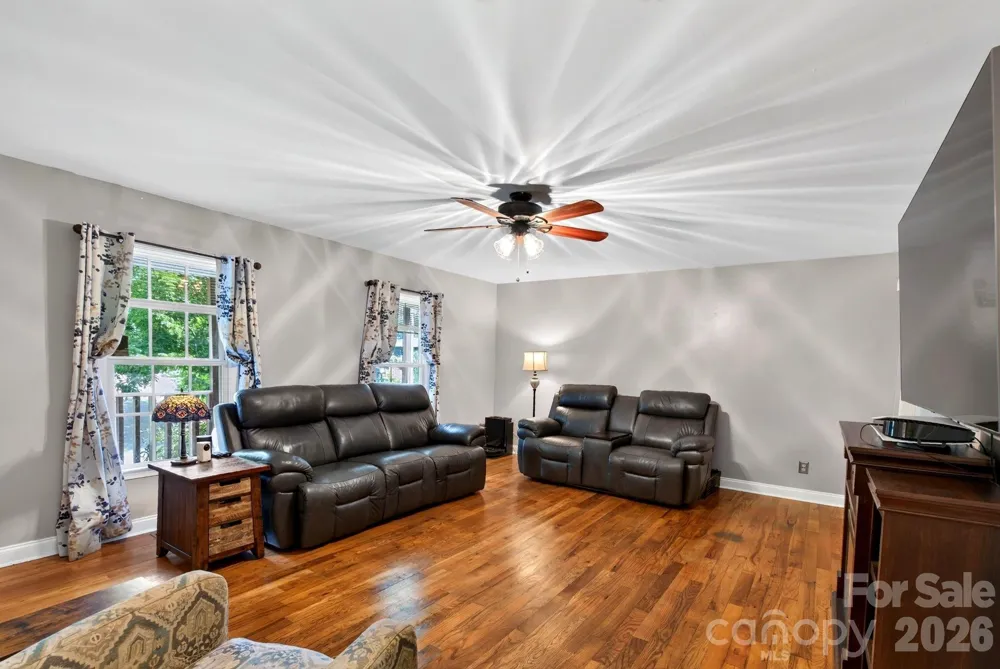 47 Royal Oaks Road Arden, NC 28704