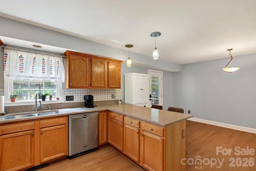 47 Royal Oaks Road Arden, NC 28704