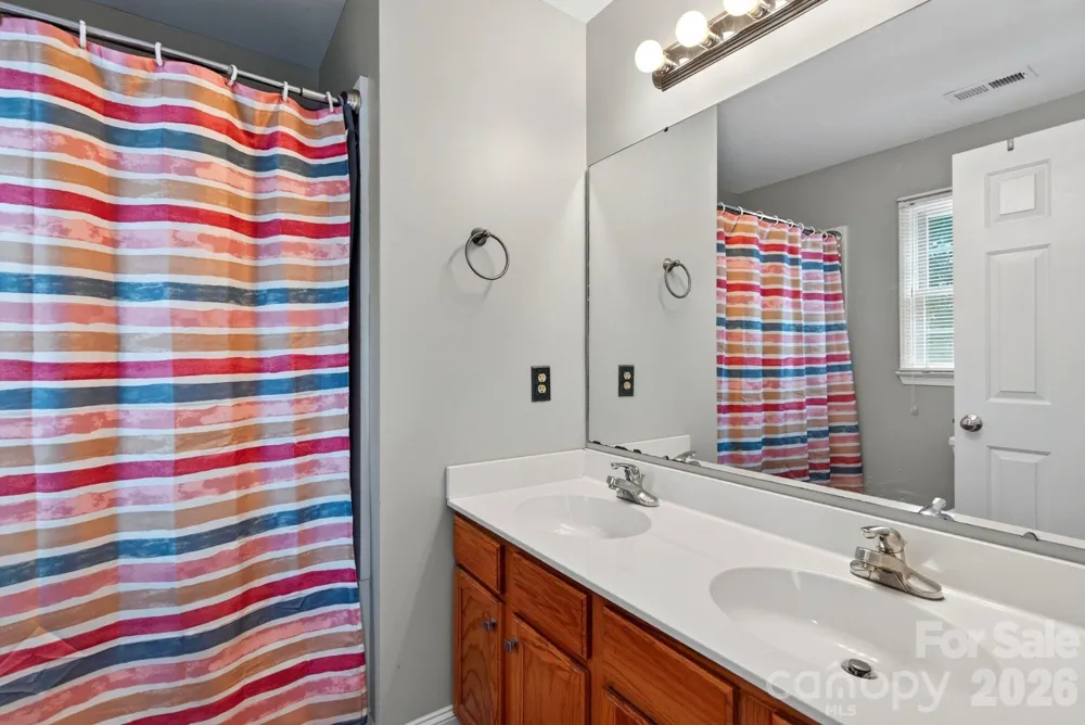 47 Royal Oaks Road Arden, NC 28704