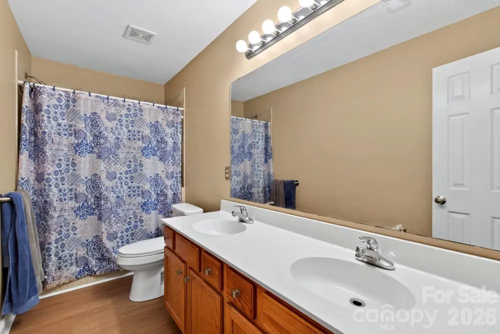 47 Royal Oaks Road Arden, NC 28704