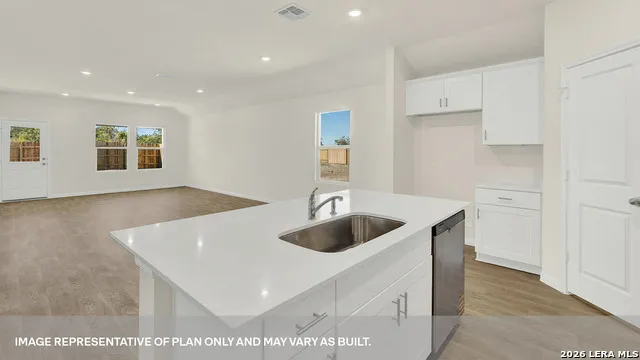 321 Yellowstone Drive Kyle, TX 78640