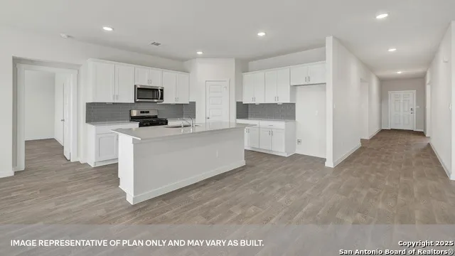 172 Teal Street Fredericksburg, TX 78624