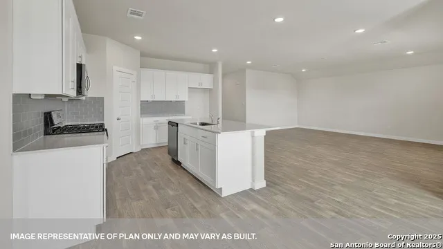 172 Teal Street Fredericksburg, TX 78624