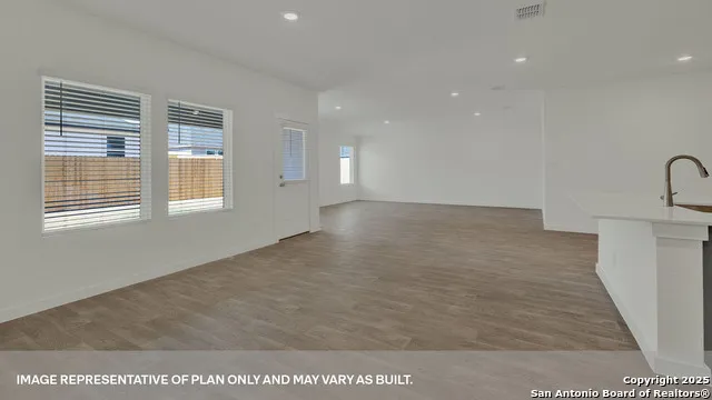 170 Teal Street Fredericksburg, TX 78624