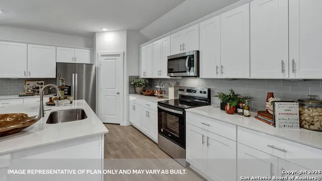178 Teal Street Fredericksburg, TX 78624