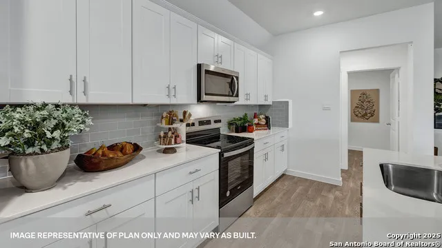 178 Teal Street Fredericksburg, TX 78624