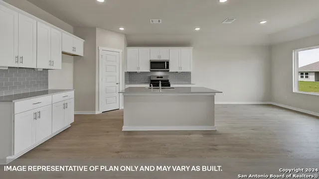 184 Teal Street Fredericksburg, TX 78624