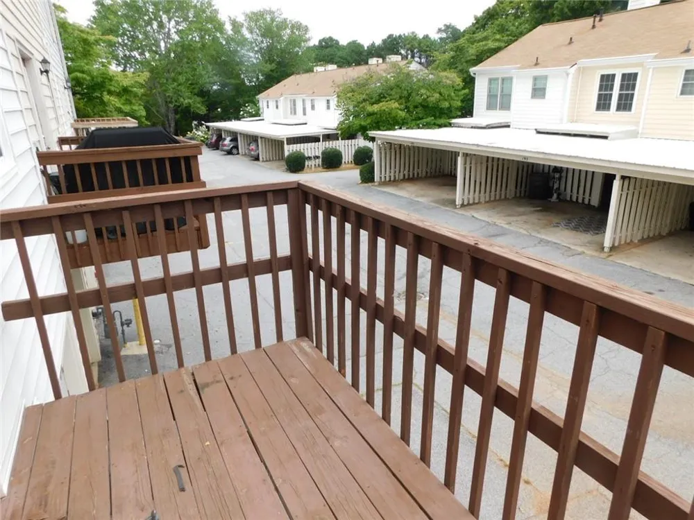 192 High Creek Drive Roswell, GA 30076