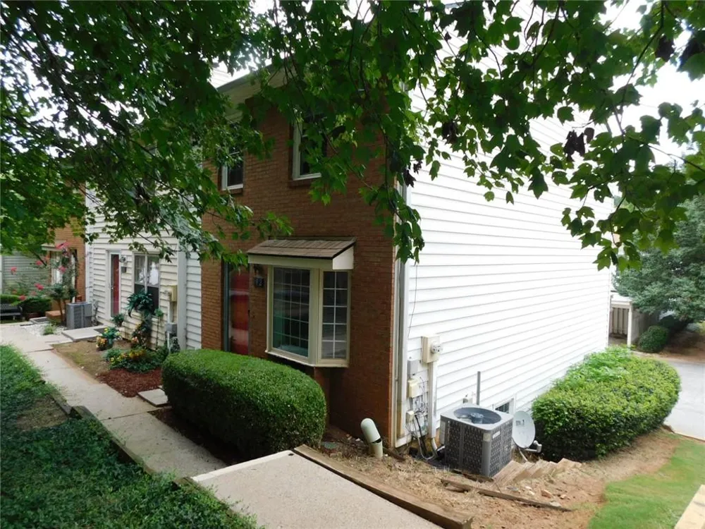 192 High Creek Drive Roswell, GA 30076