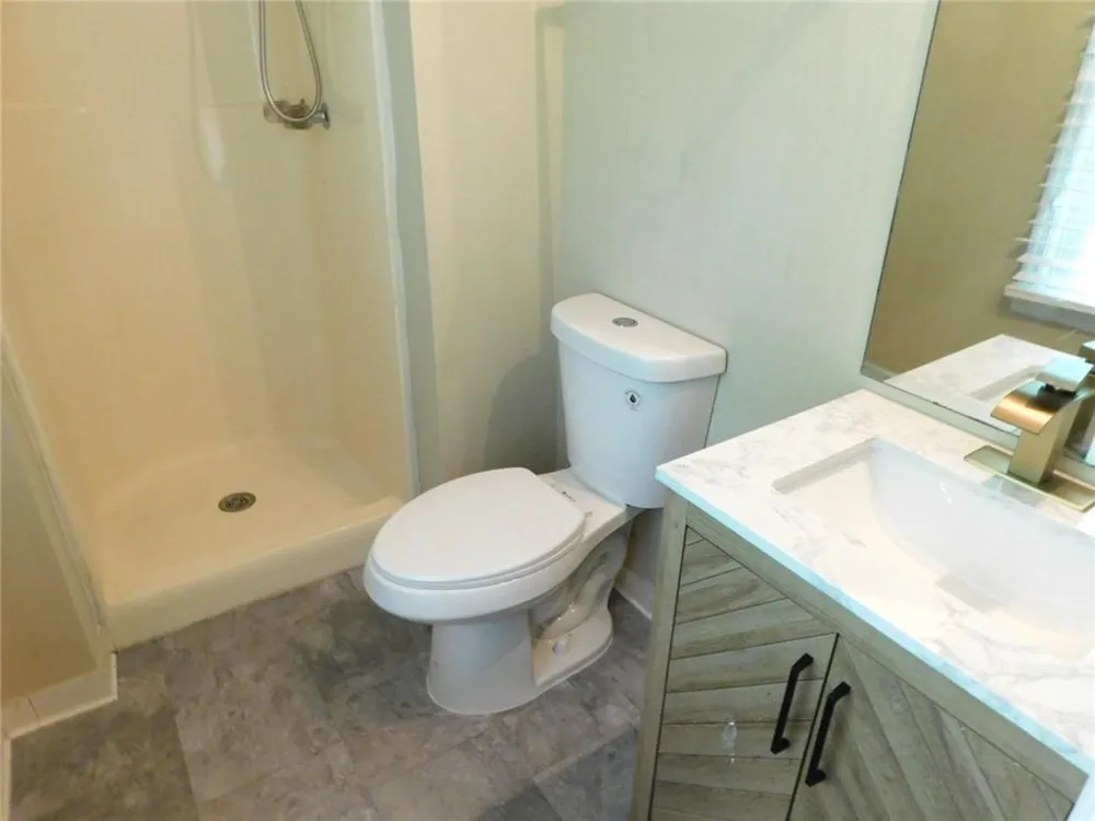 192 High Creek Drive Roswell, GA 30076