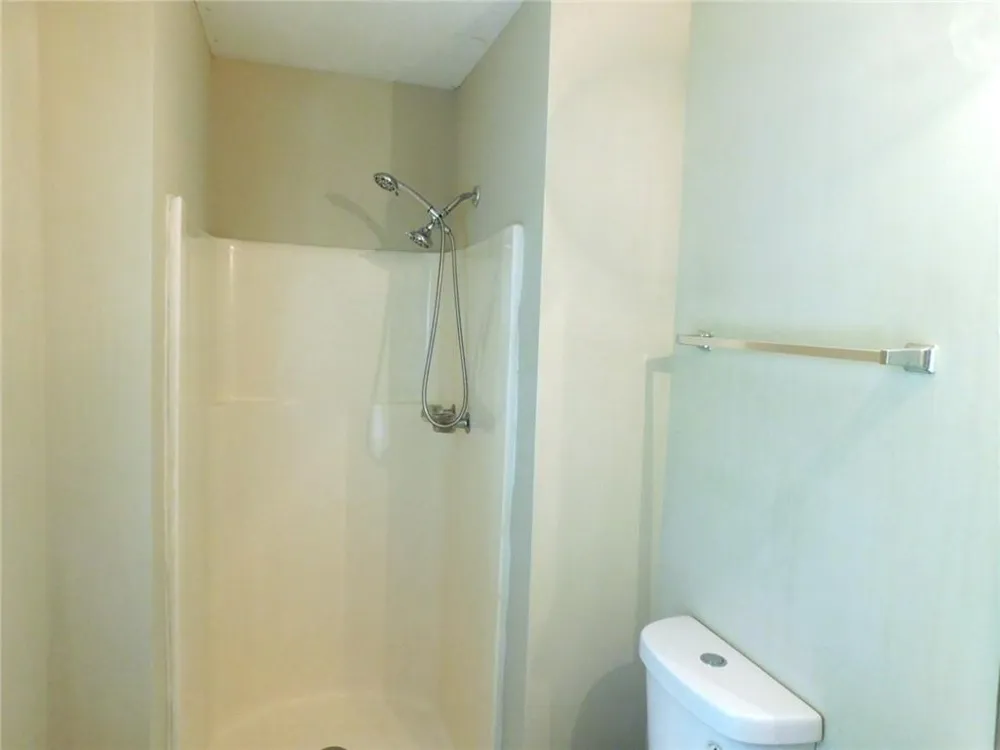 192 High Creek Drive Roswell, GA 30076