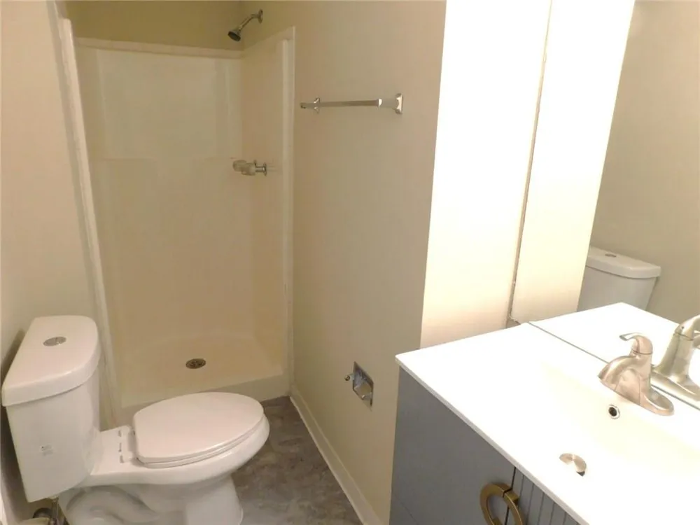 192 High Creek Drive Roswell, GA 30076