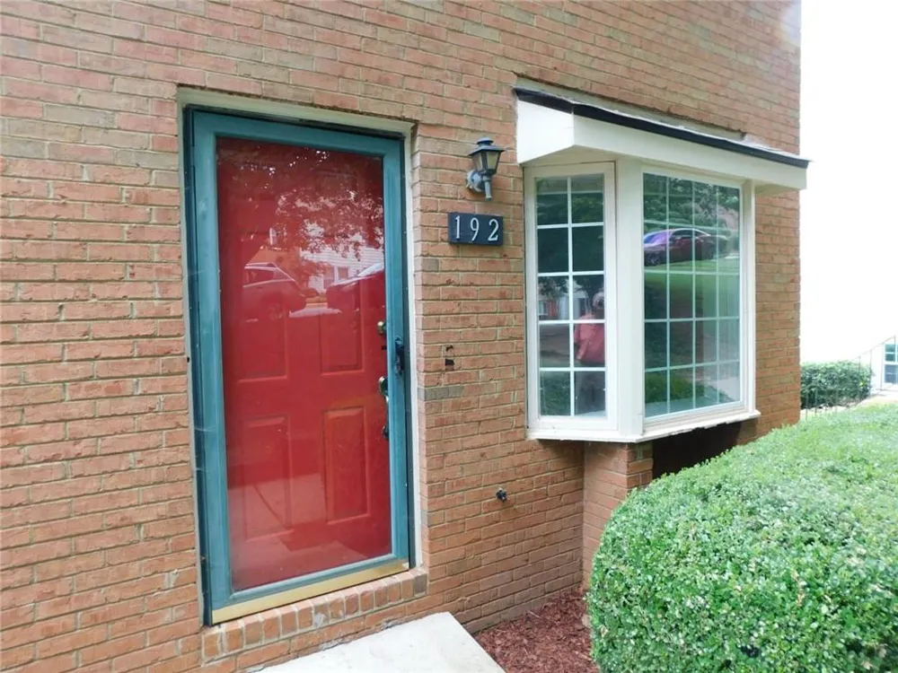 192 High Creek Drive Roswell, GA 30076