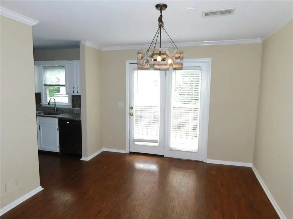 192 High Creek Drive Roswell, GA 30076