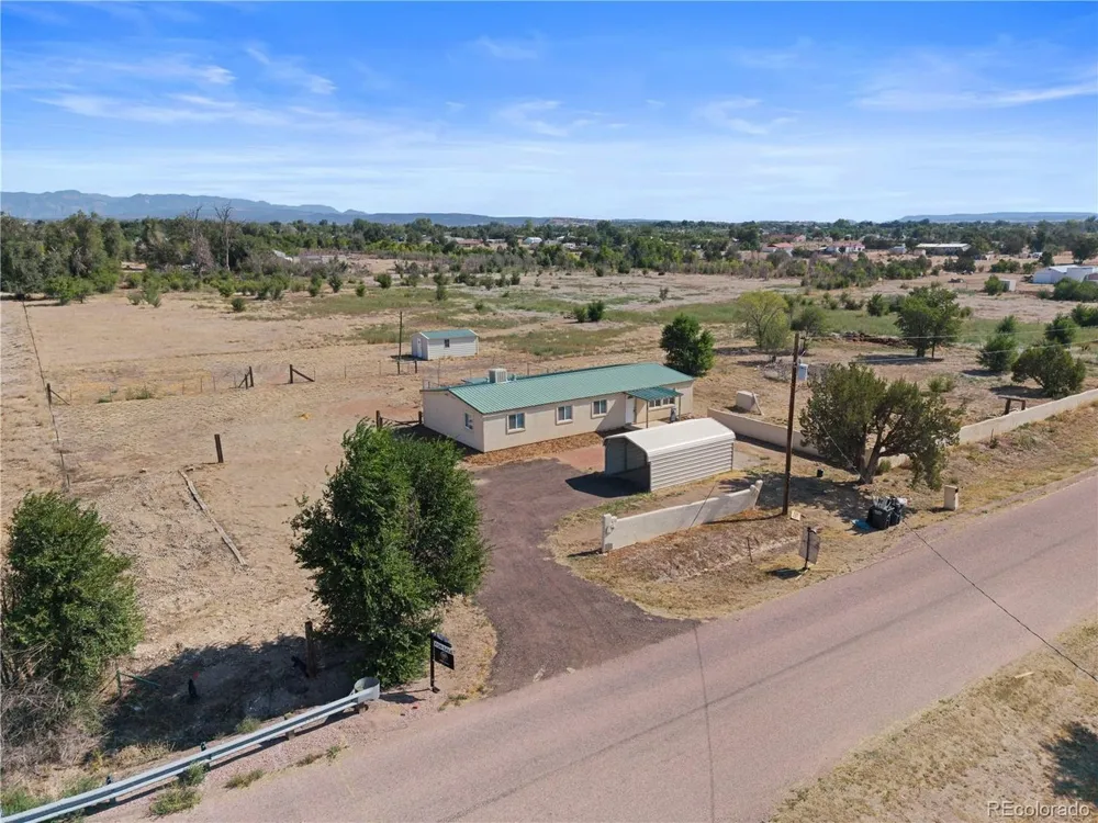 685 7th Street Penrose, CO 81240