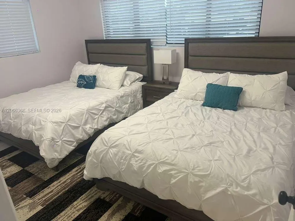 39 SE 7th St Dania Beach, FL 33004