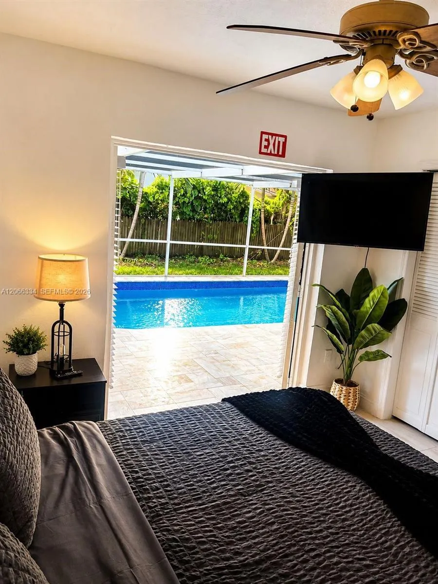 114 NE 2nd Pl Dania Beach, FL 33004