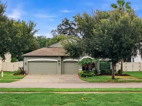 1008 OAKCREST DRIVE