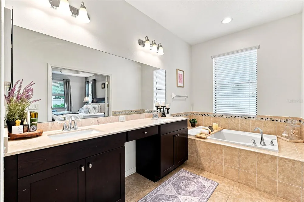 1008 OAKCREST DRIVE Brandon, FL 33510