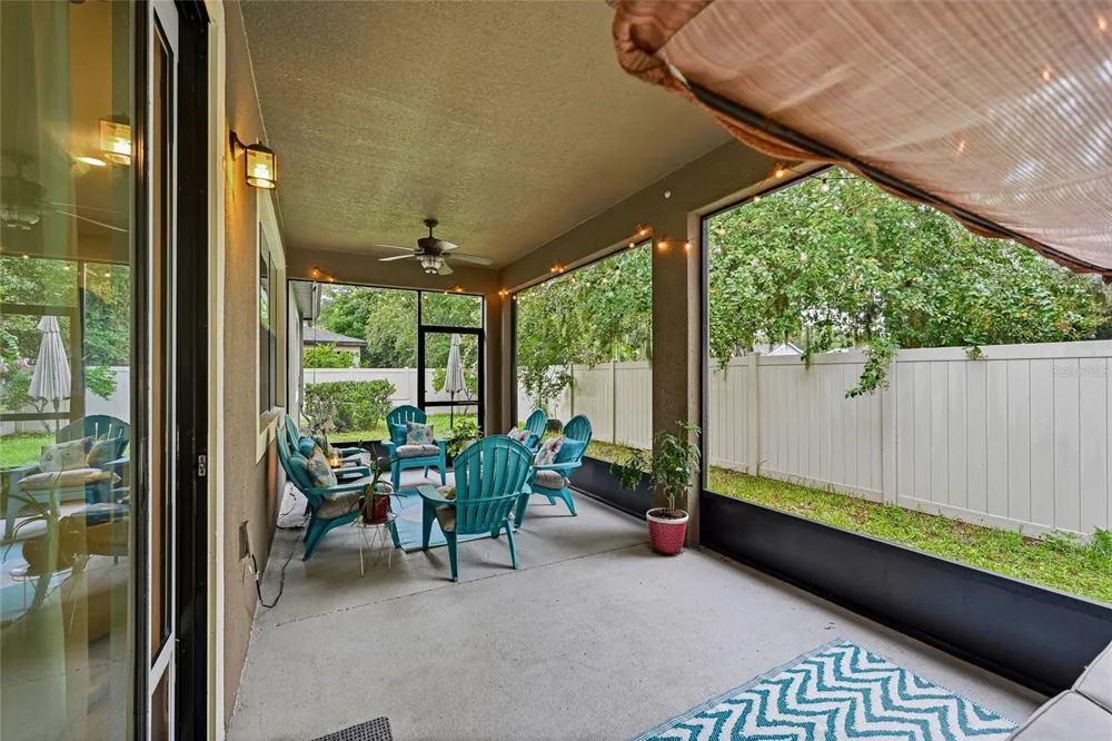 1008 OAKCREST DRIVE Brandon, FL 33510
