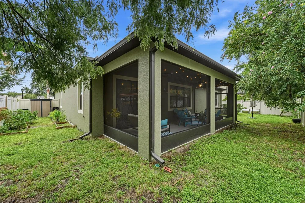 1008 OAKCREST DRIVE Brandon, FL 33510