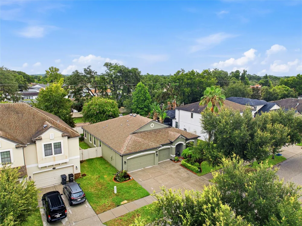 1008 OAKCREST DRIVE Brandon, FL 33510