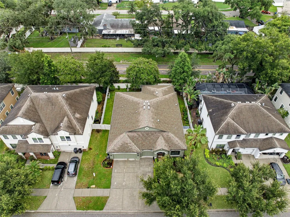 1008 OAKCREST DRIVE Brandon, FL 33510