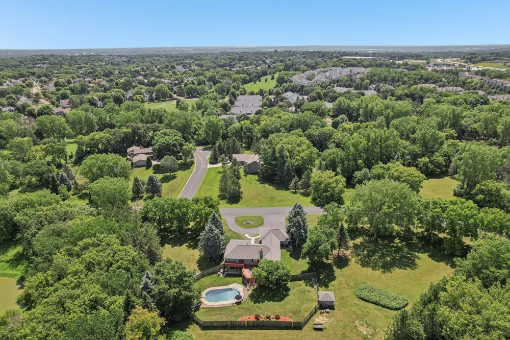 8583 Bower Path Inver Grove Heights, MN 55076