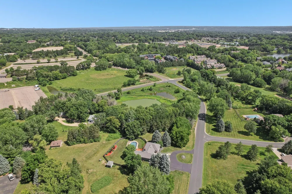 8583 Bower Path Inver Grove Heights, MN 55076