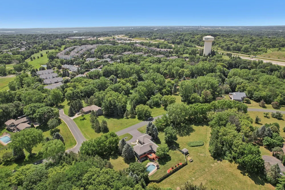 8583 Bower Path Inver Grove Heights, MN 55076