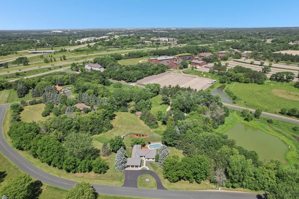 8583 Bower Path Inver Grove Heights, MN 55076