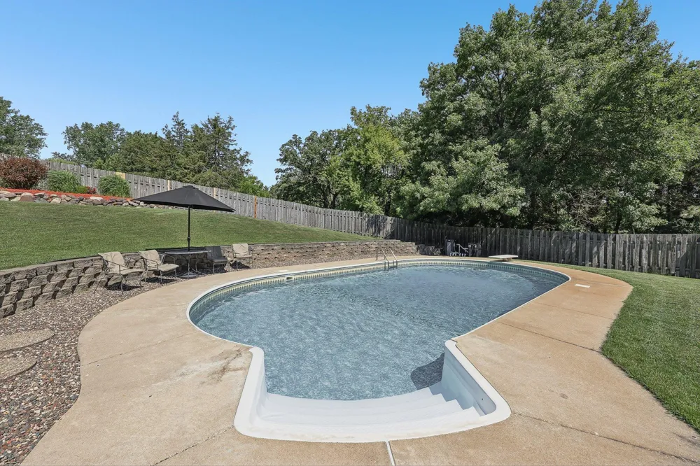 8583 Bower Path Inver Grove Heights, MN 55076