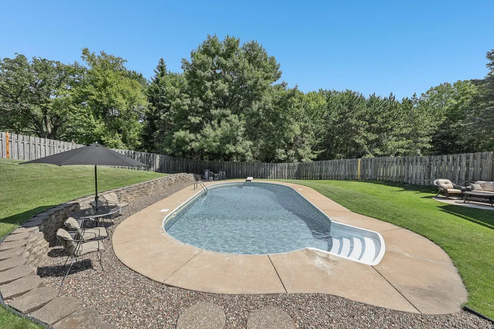 8583 Bower Path Inver Grove Heights, MN 55076