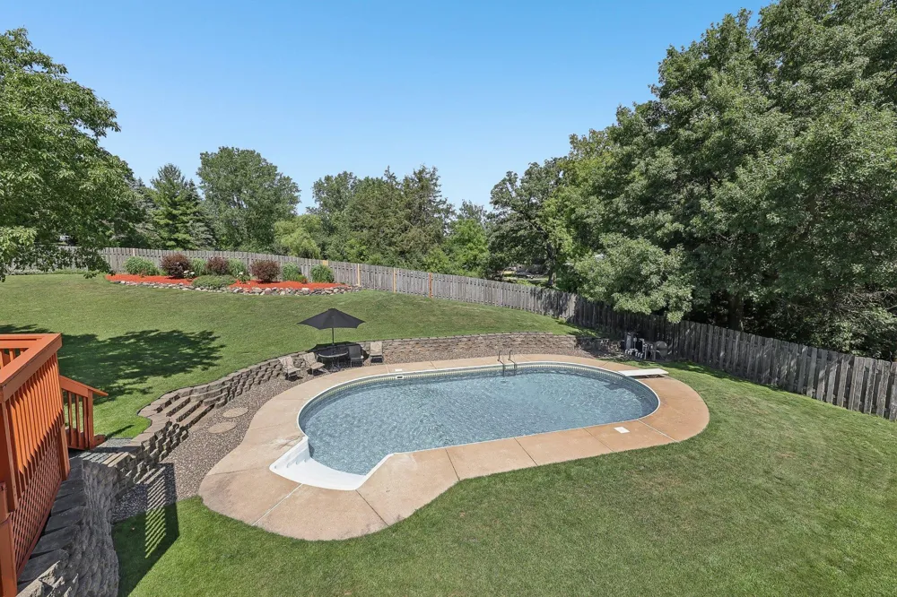 8583 Bower Path Inver Grove Heights, MN 55076