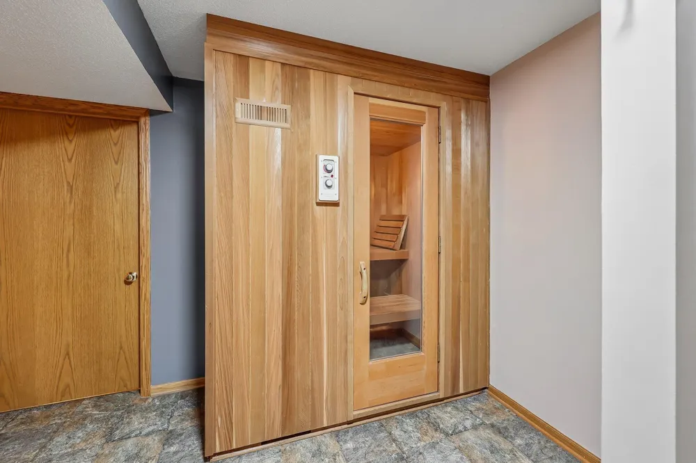 8583 Bower Path Inver Grove Heights, MN 55076