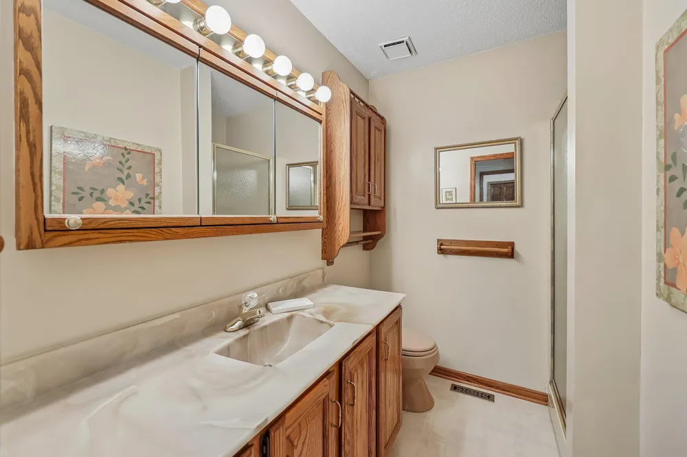 8583 Bower Path Inver Grove Heights, MN 55076
