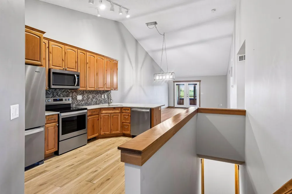 1851 Lakeridge Way Waconia, MN 55387