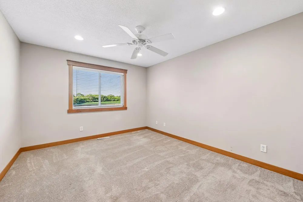 1851 Lakeridge Way Waconia, MN 55387
