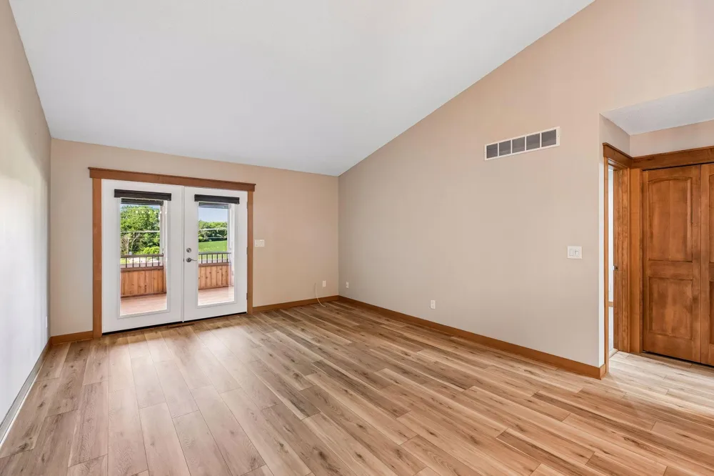 1851 Lakeridge Way Waconia, MN 55387