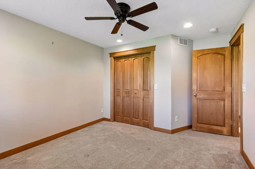 1851 Lakeridge Way Waconia, MN 55387