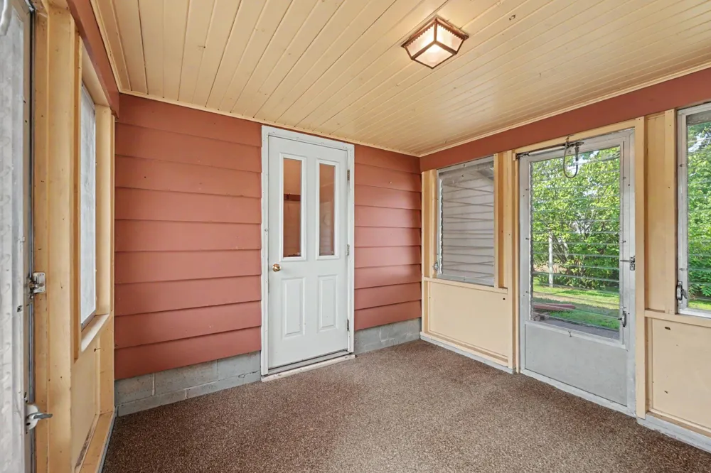407 W Buckman Street Augusta, WI 54722