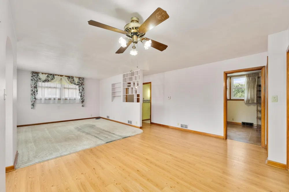 407 W Buckman Street Augusta, WI 54722