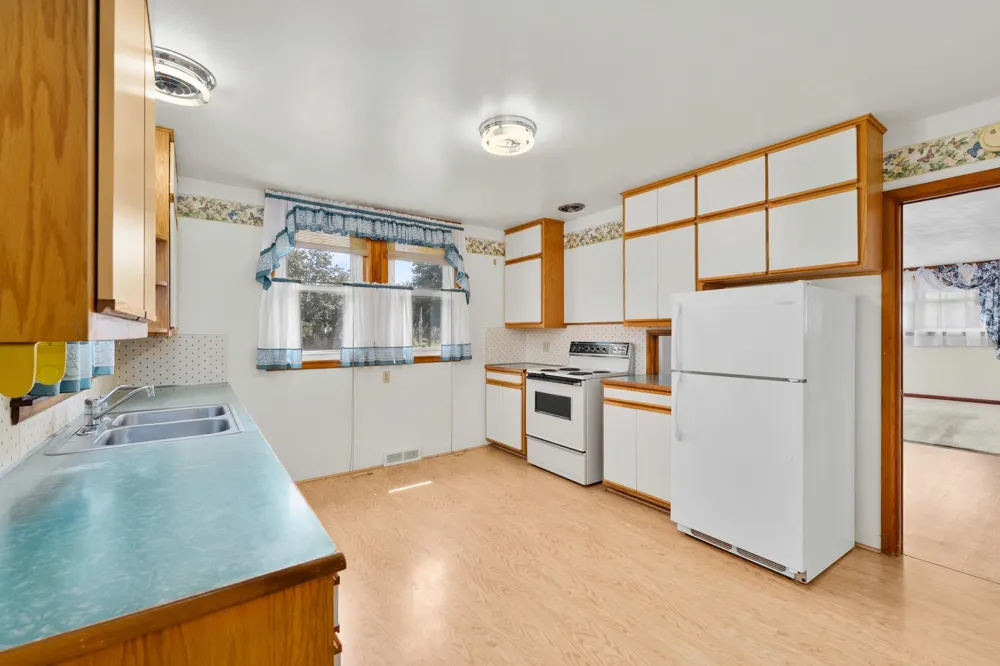 407 W Buckman Street Augusta, WI 54722