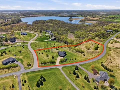 5737 Raven Point Road
