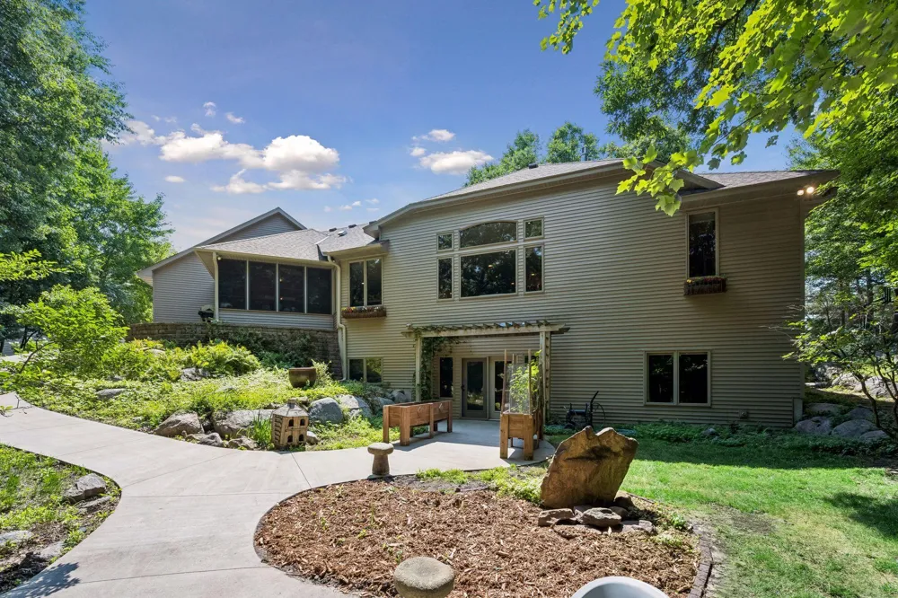 22372 Tipton Street NW Elk River, MN 55330