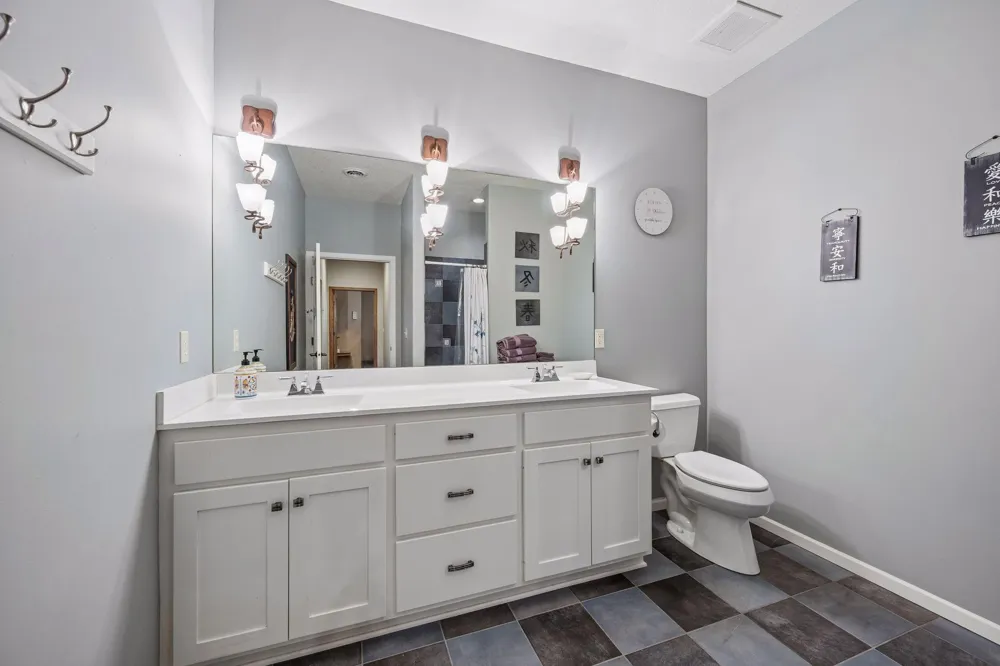 22372 Tipton Street NW Elk River, MN 55330
