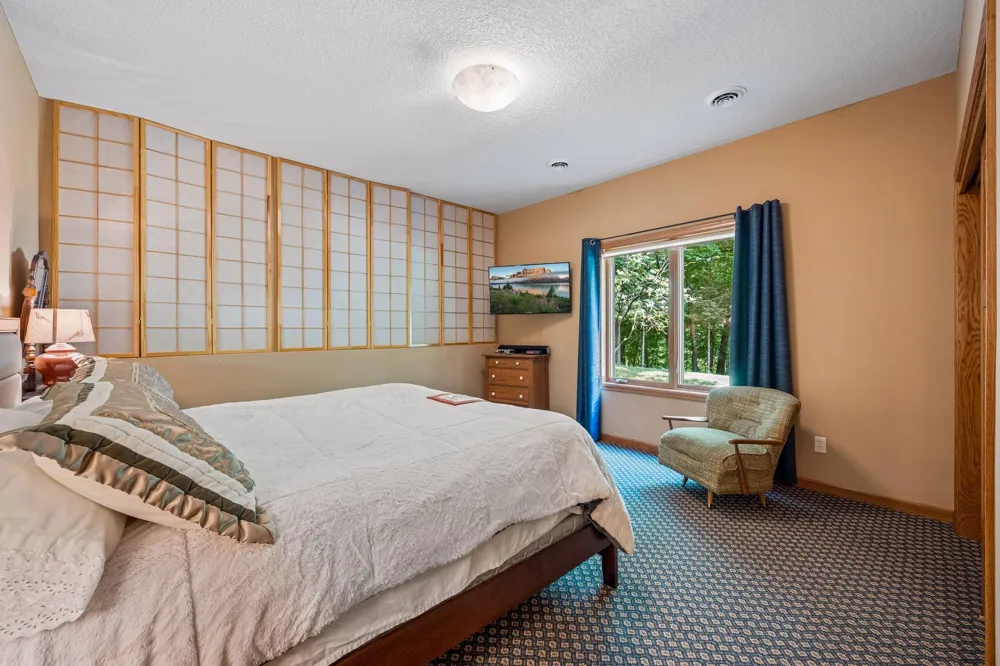 22372 Tipton Street NW Elk River, MN 55330
