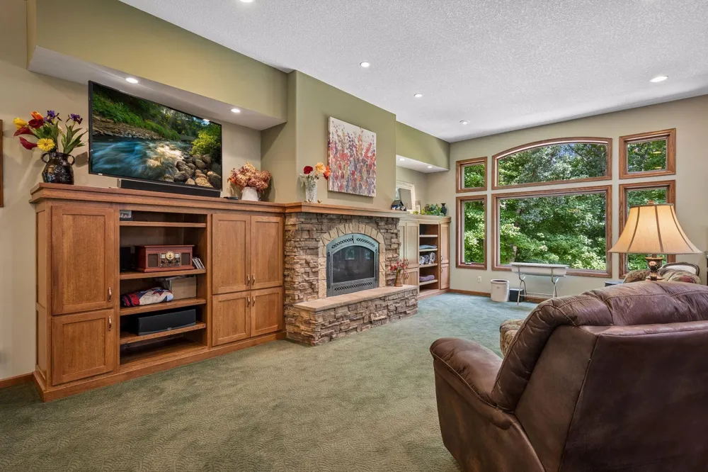 22372 Tipton Street NW Elk River, MN 55330
