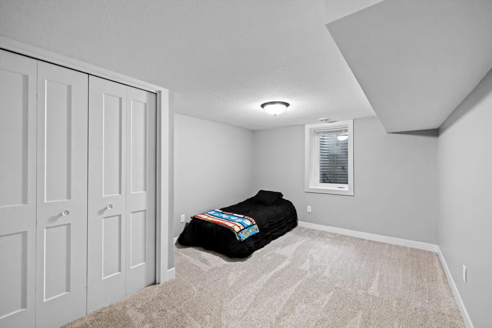 5415 Twin Lake Boulevard E Brooklyn Center, MN 55429
