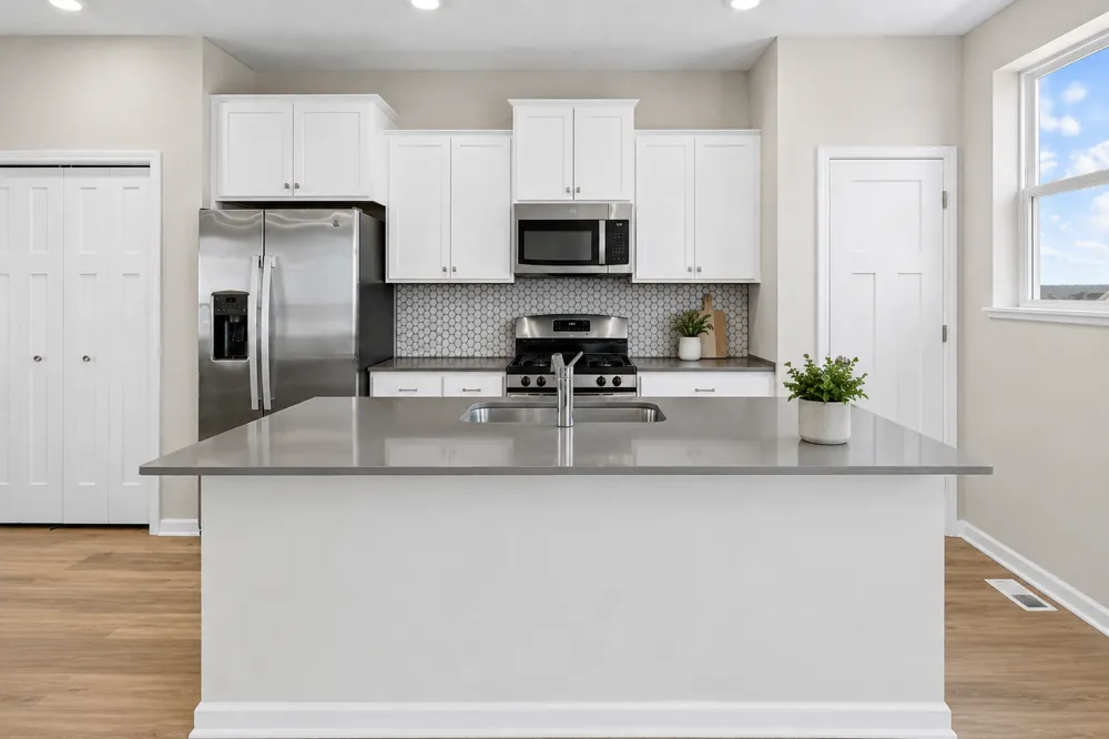 4722 Bottlebrush Lane Minnetrista, MN 55331